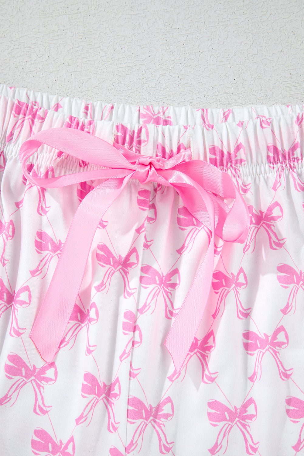 Conjunto de pijama con top y pantalones cortos con lazo