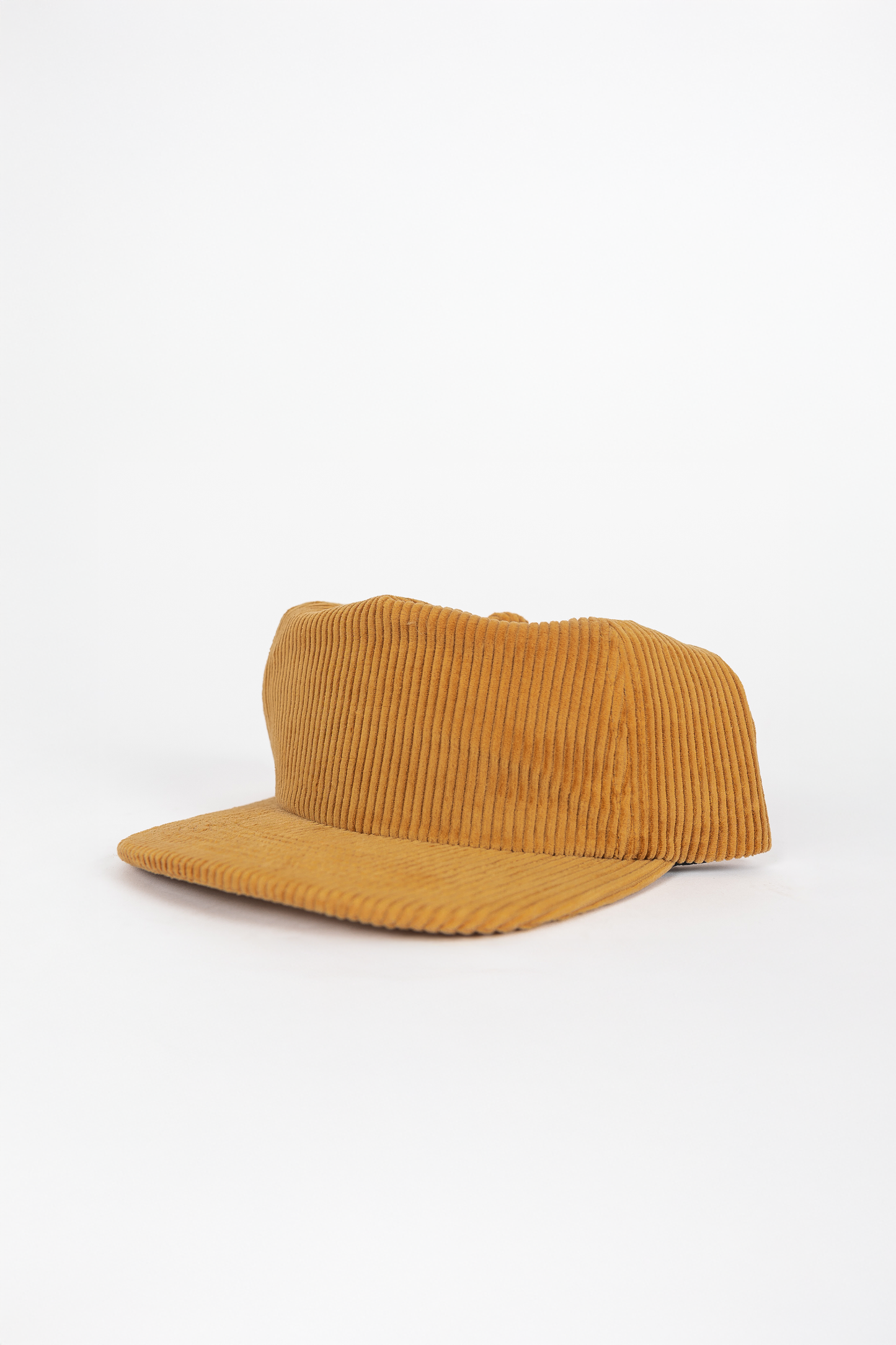 Gorra snapback de pana Atonal