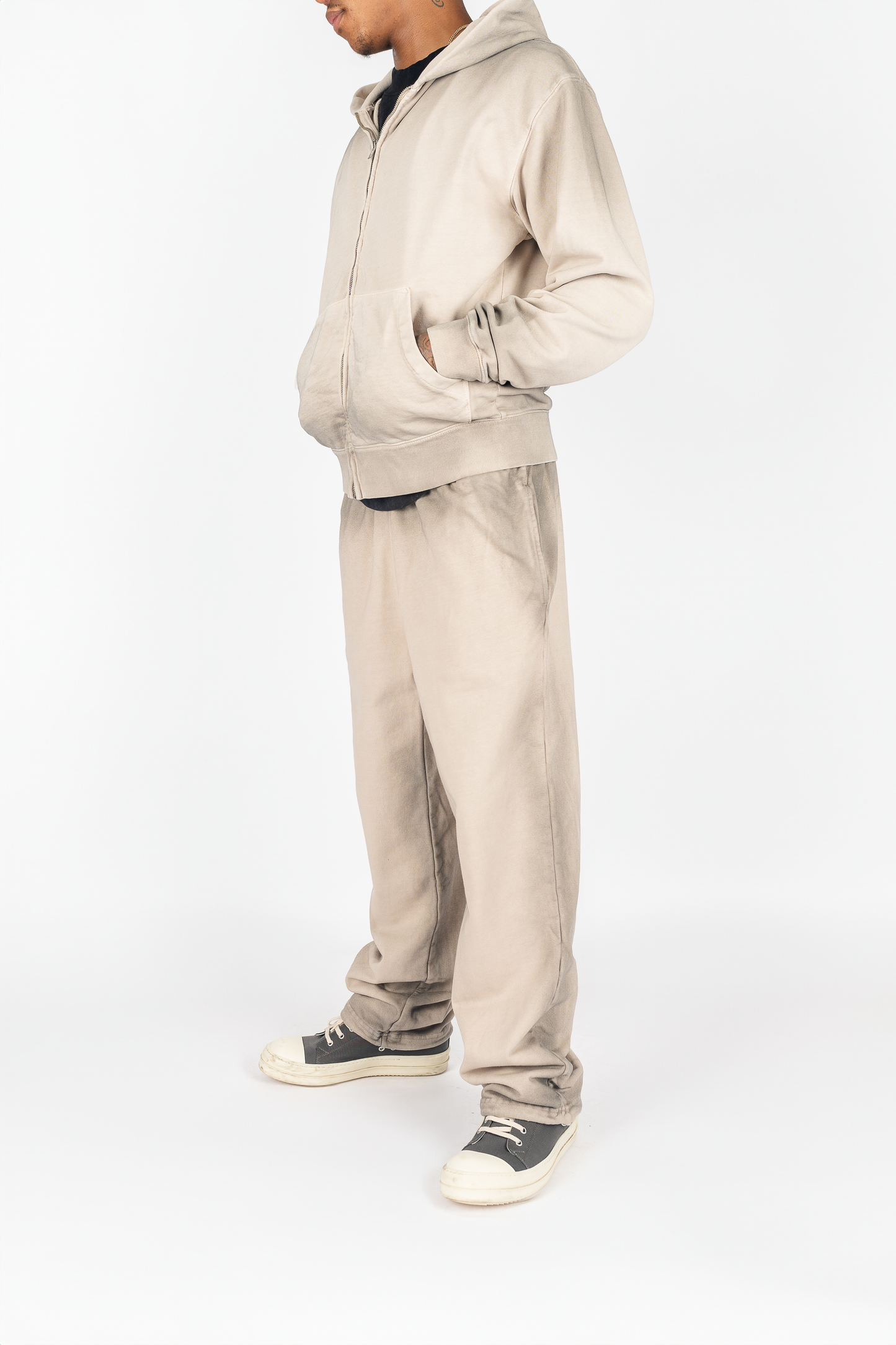 Pantalones deportivos de felpa Chai Recess de Made Dirty
