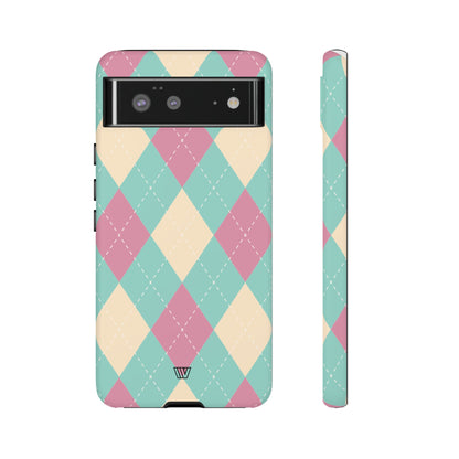 Funda resistente con diseño de rombos azul, rosa y beige
