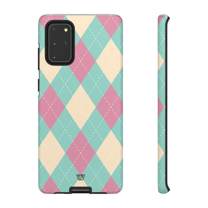 Funda resistente con diseño de rombos azul, rosa y beige