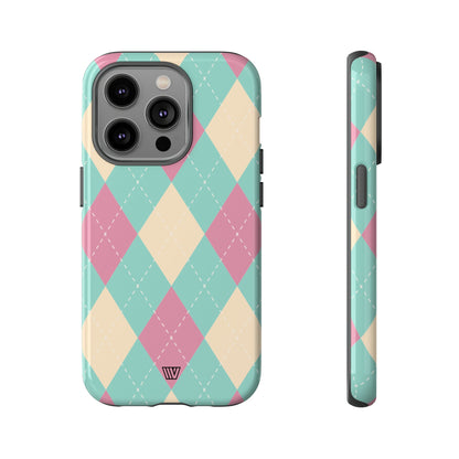 Funda resistente con diseño de rombos azul, rosa y beige