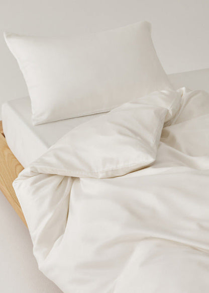 Adeline Pastel Silky Cooling TENCEL™ Bedding Set / White