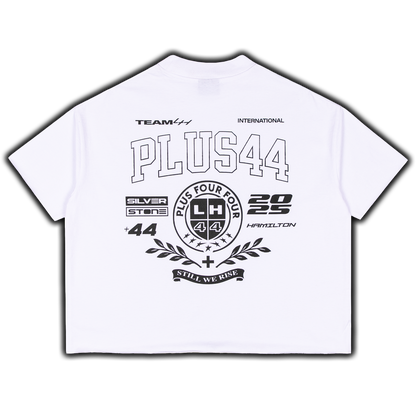 Camiseta universitaria cuadrada PLUS44