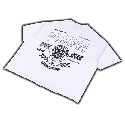 Camiseta universitaria cuadrada PLUS44