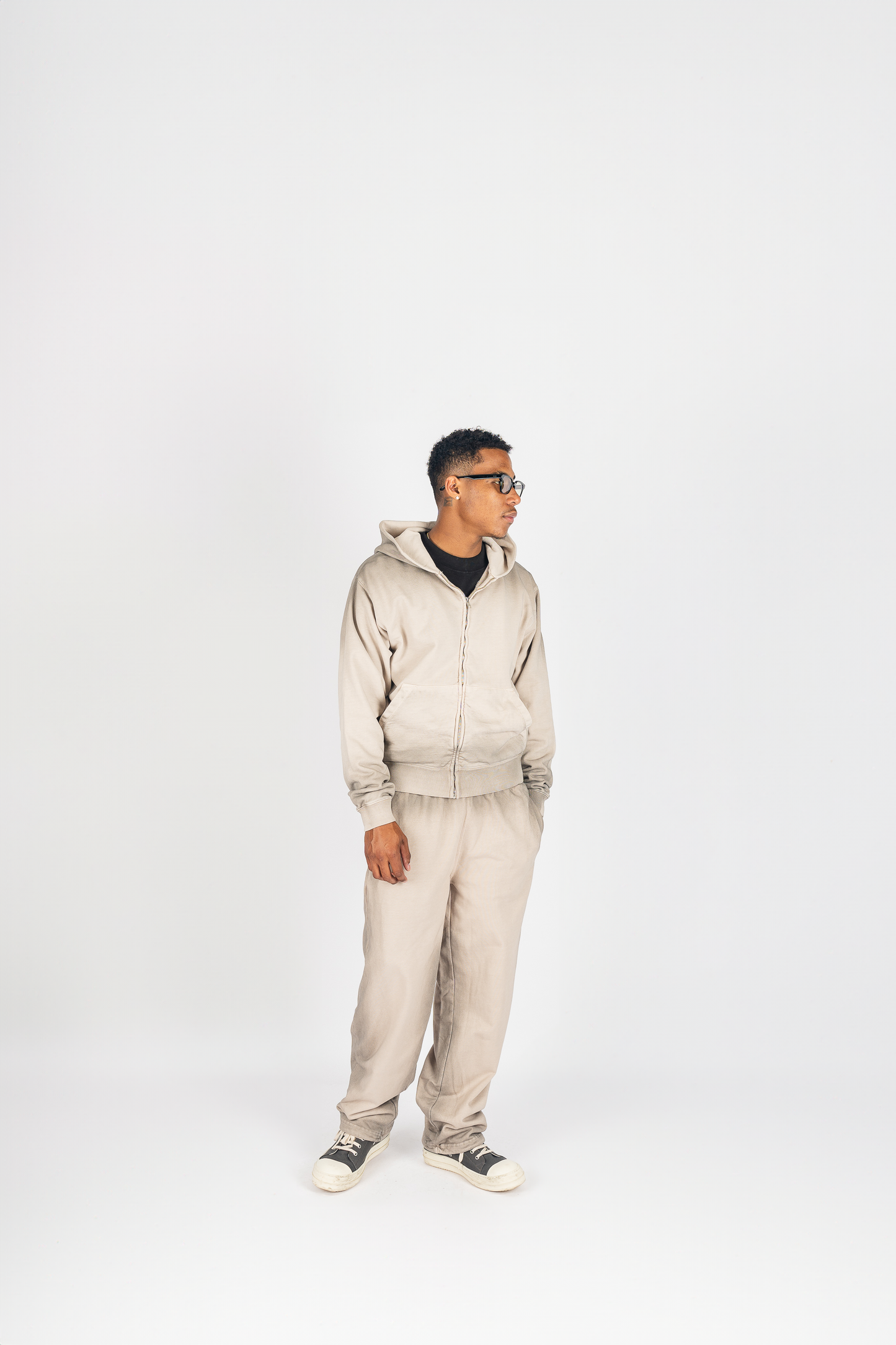 Pantalones deportivos de felpa Chai Recess de Made Dirty